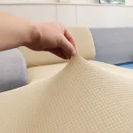 coussin de canapé avec housse beige imperméable