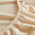 housse beige en polaire pour coussins décoratifs