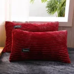 taies d'oreiller en velours rouge