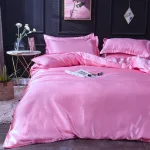 set de lit rose bonbon type satin
