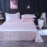 housse de couette rose clair type satin