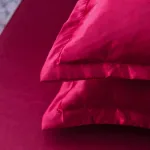 literie satin rouge