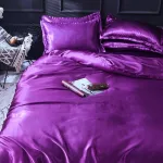 literie satin violet