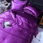 housse de couette en satin violet